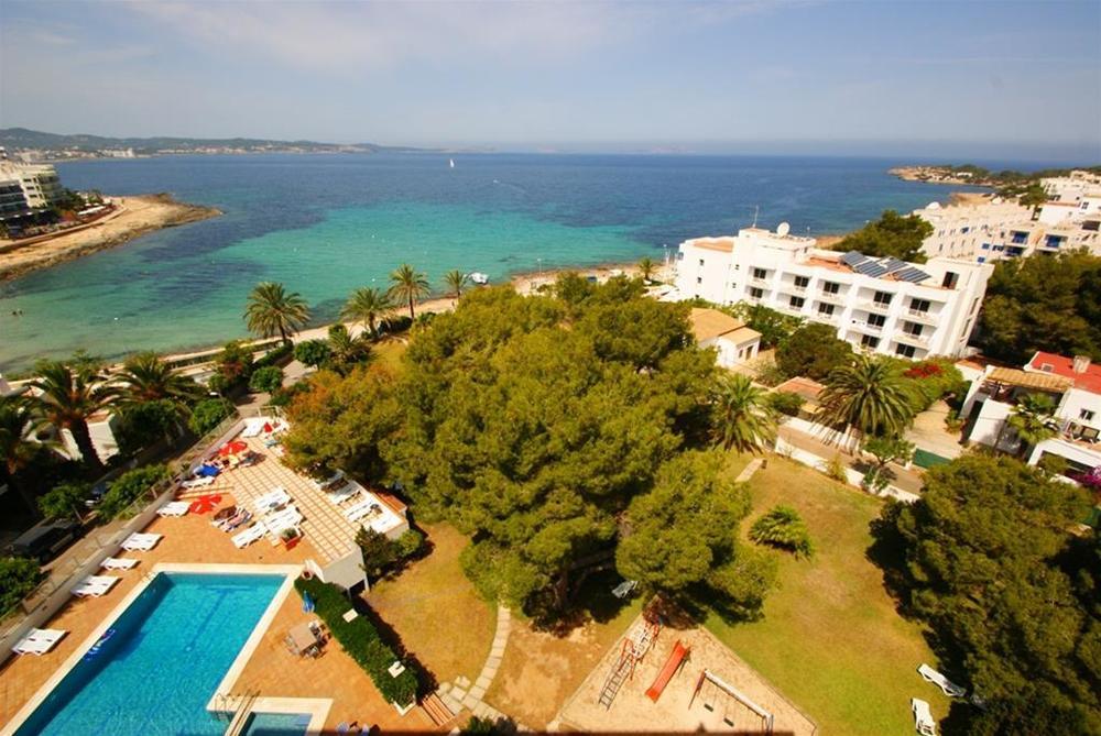 Hotel Abrat Сан-Антонио-Абад Экстерьер фото