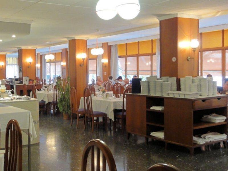 Hotel Abrat Сан-Антонио-Абад Экстерьер фото