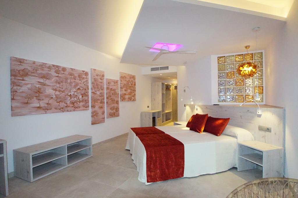 Hotel Abrat Сан-Антонио-Абад Экстерьер фото