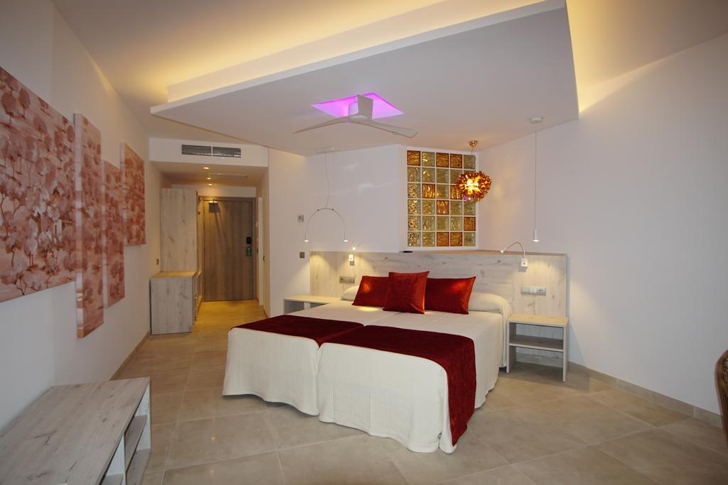 Hotel Abrat Сан-Антонио-Абад Экстерьер фото